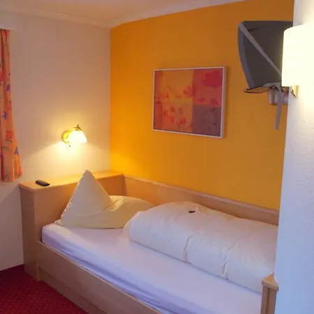 Gasthuis Lilie / Garni 3*