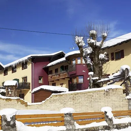 Lilie / Garni Penzion 3*
