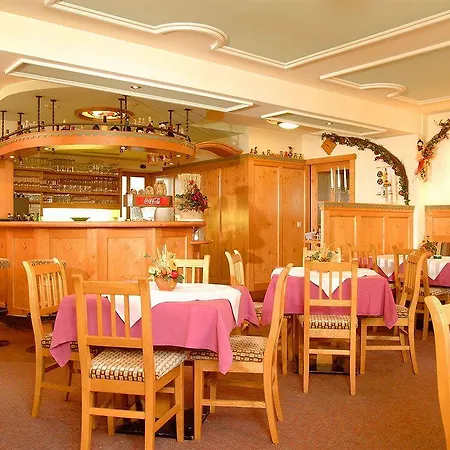 Gasthuis Lilie / Garni 3*