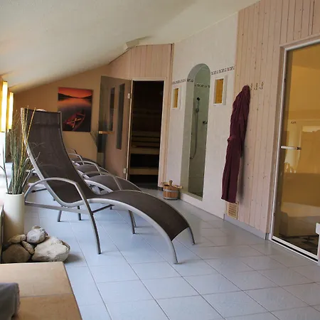 Lilie / Garni ゲストハウス 3*