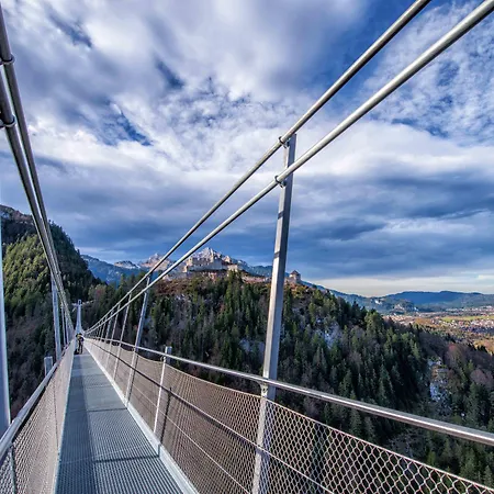 ゲストハウス Lilie / Garni