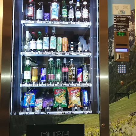 ゲストハウス Lilie / Garni ロイテ